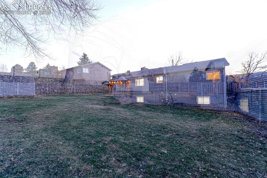 Image 39 of 49: BIG Backyard