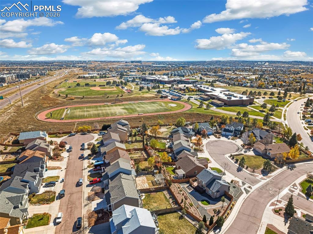 Image 48 of 50: Home is just blocks away from D20 schools!