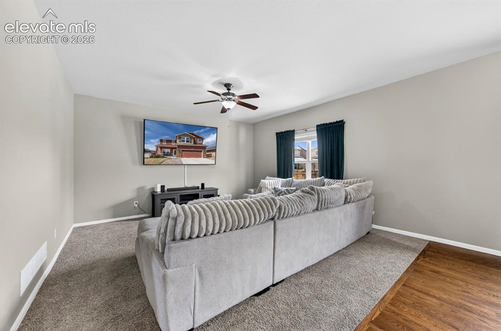 Image 14 of 43: Living Room