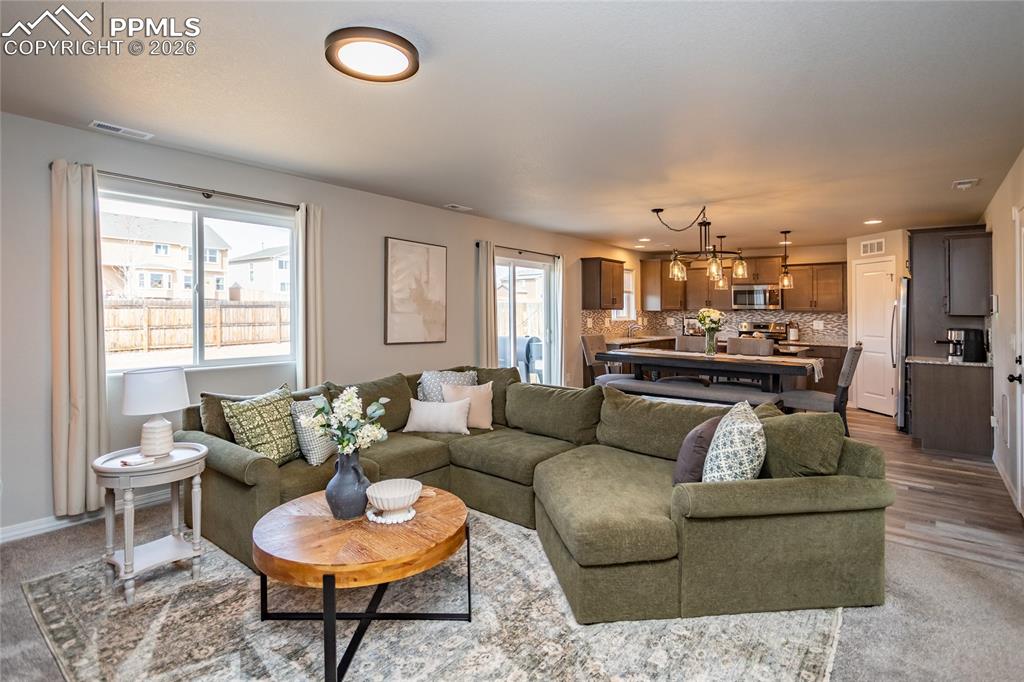 Image 14 of 50: Living Room