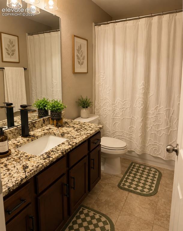 Image 15 of 24: Bathroom