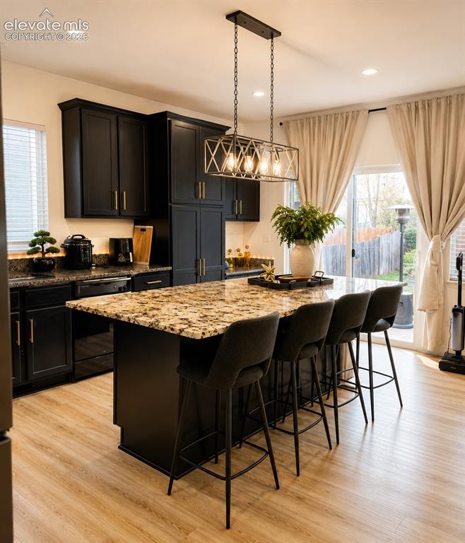 Image 6 of 24: Kitchen