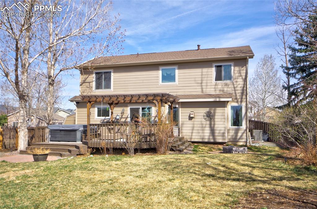 Image 38 of 47: Back of Structure