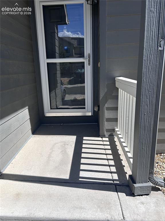 Image 2 of 5: Entry