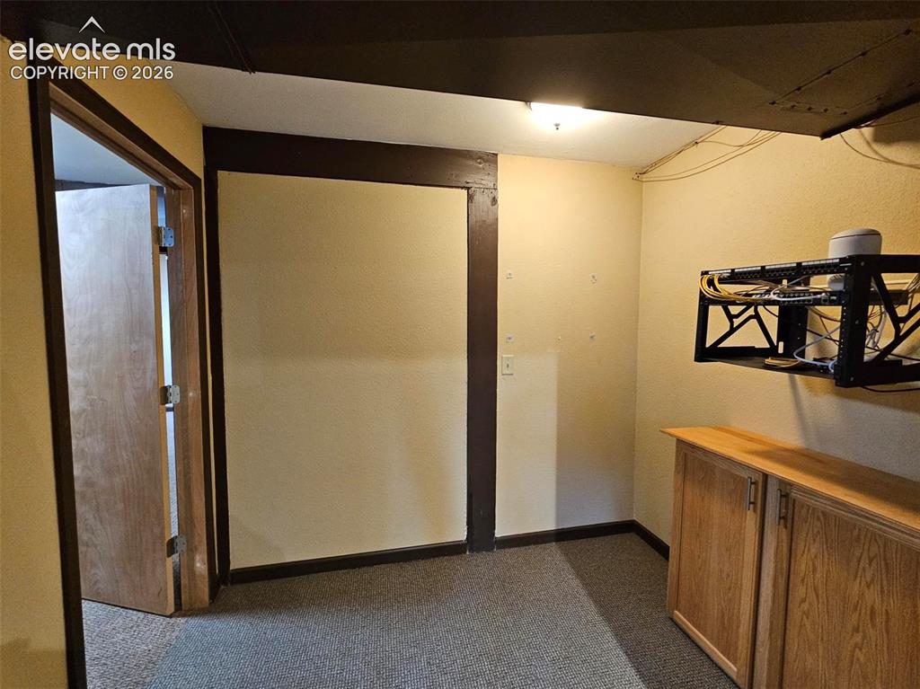 Image 9 of 11: Server/computer room