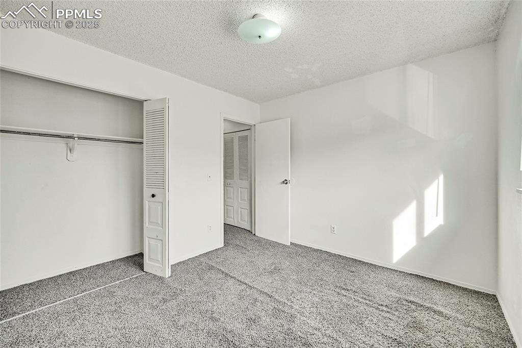 Image 28 of 39: Bedroom