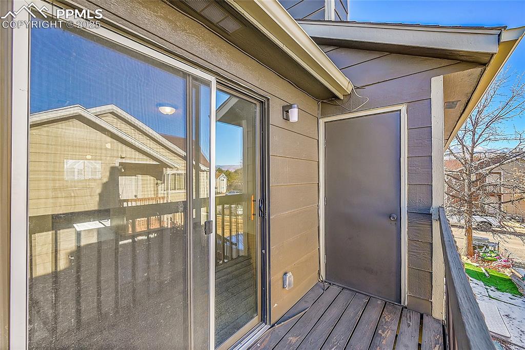 Image 38 of 39: Balcony