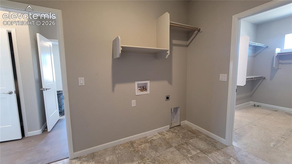 Image 18 of 29: Bathroom
