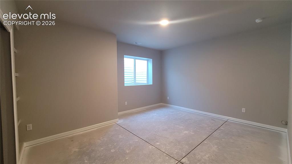 Image 21 of 29: Spacious Family room with 9