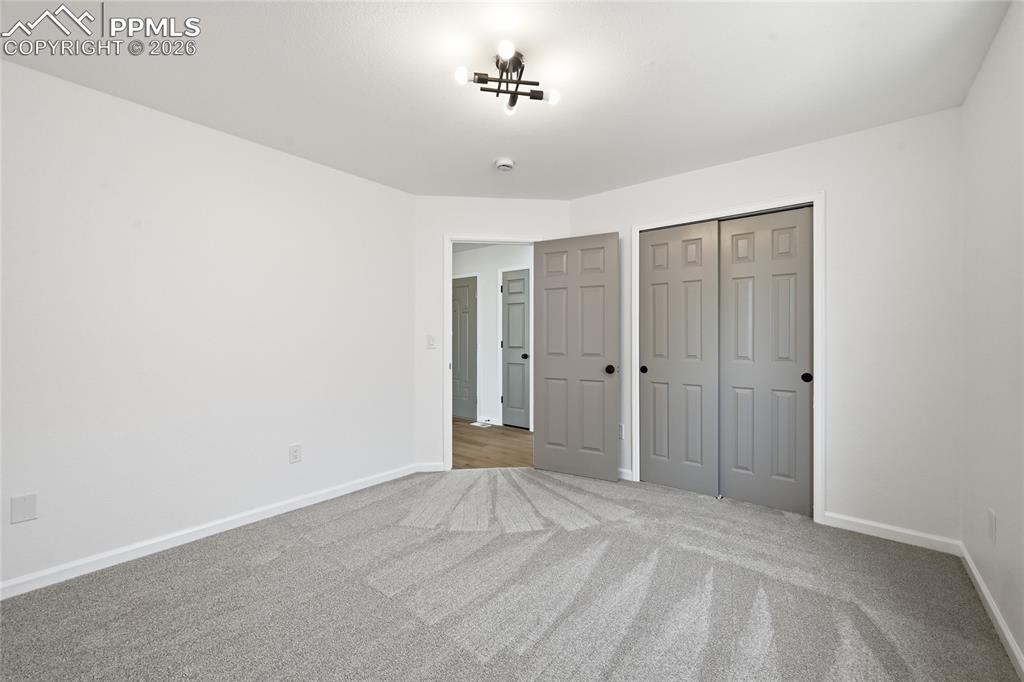 Image 21 of 30: Bedroom