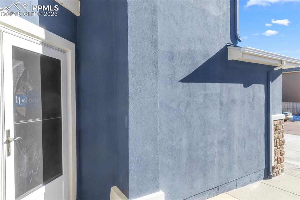 Image 6 of 49: Side of Structure