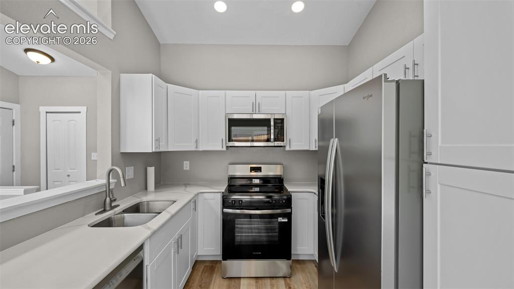 Image 11 of 42: Kitchen