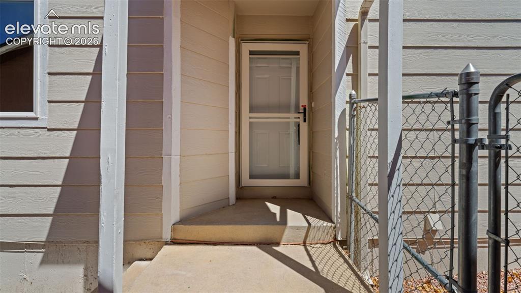 Image 3 of 42: Entry