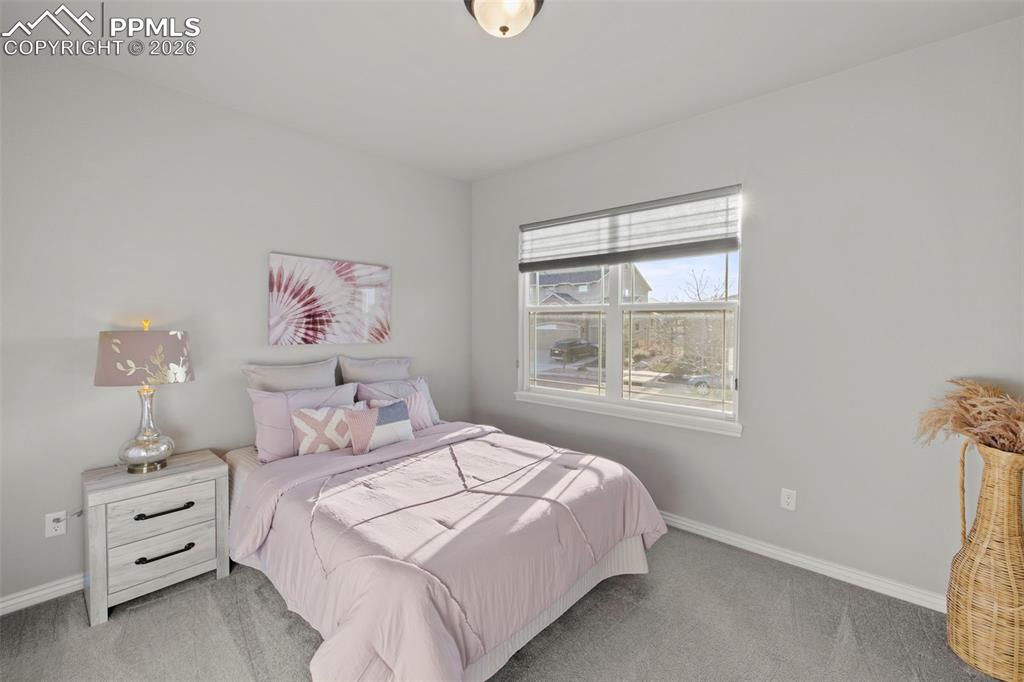 Image 19 of 43: Bedroom