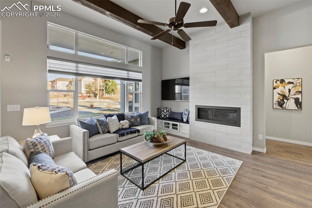 Image 9 of 43: Living Room