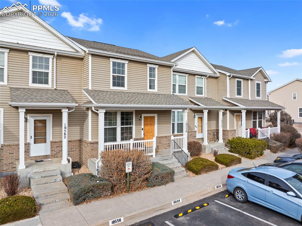 Image 2 of 30: Front of Structure