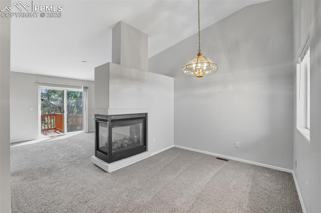 Image 8 of 45: Dining Room