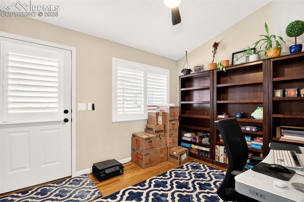 Image 24 of 42: Bonus Room