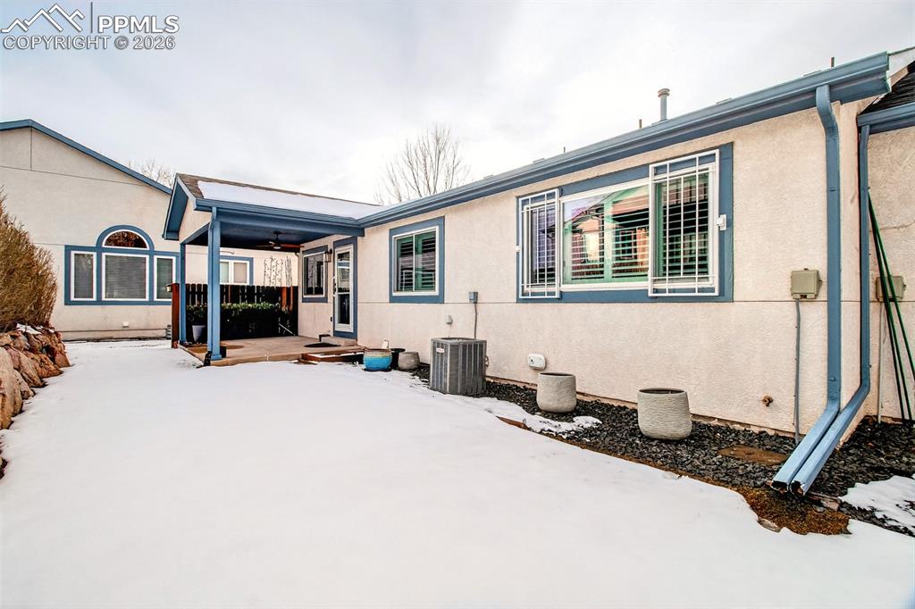 Image 38 of 42: Back of Structure