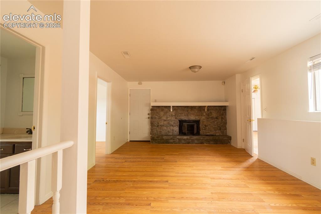 Image 15 of 47: Living Room