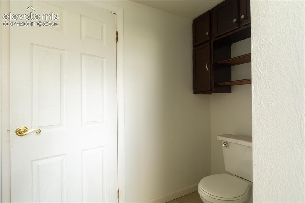 Image 8 of 47: Bathroom