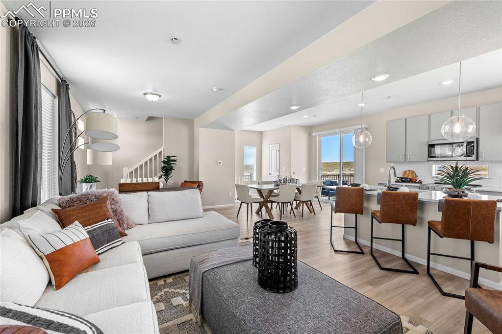 Image 10 of 25: Photos of a model home