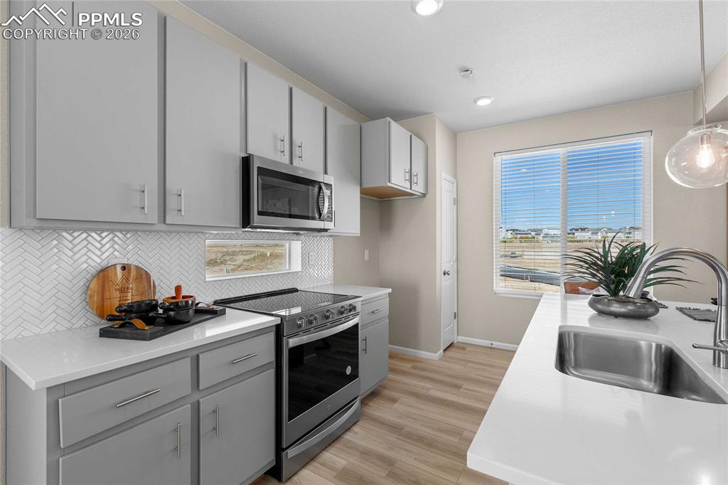 Image 12 of 25: Photos of a model home