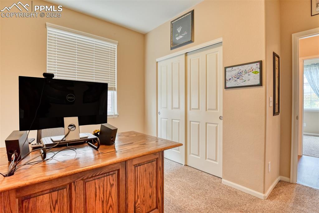 Image 27 of 47: Bedroom