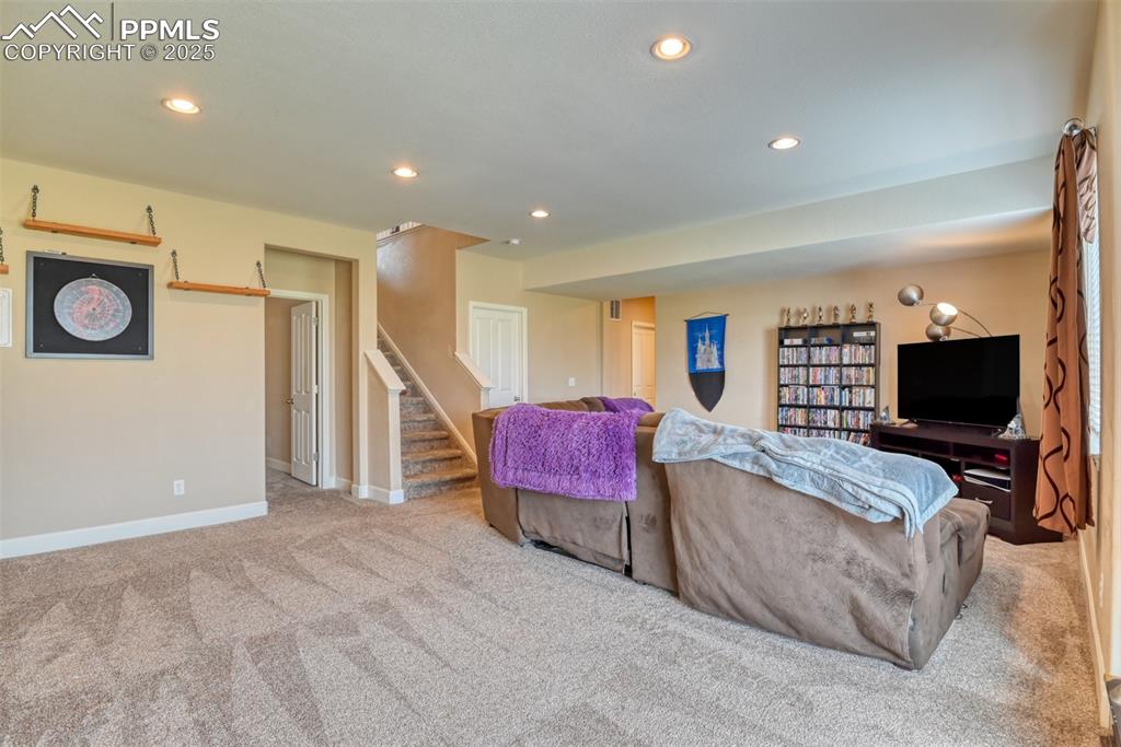 Image 30 of 47: Family Room