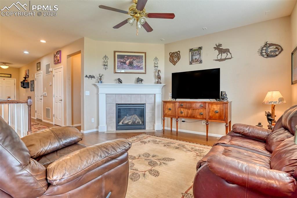 Image 8 of 47: Great Room