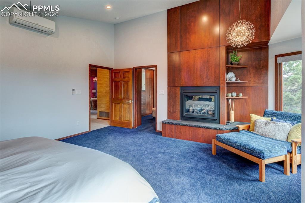 Image 24 of 39: Primary bedroom