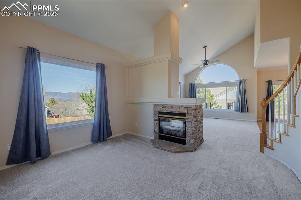 Image 13 of 49: Living Room