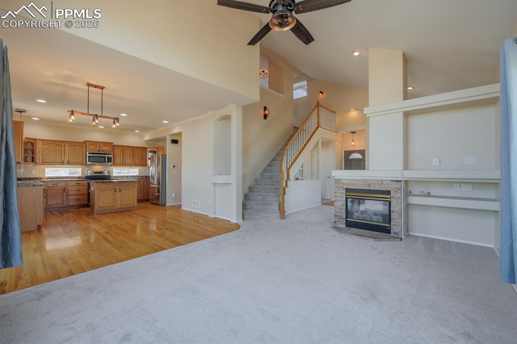 Image 17 of 49: Family Room