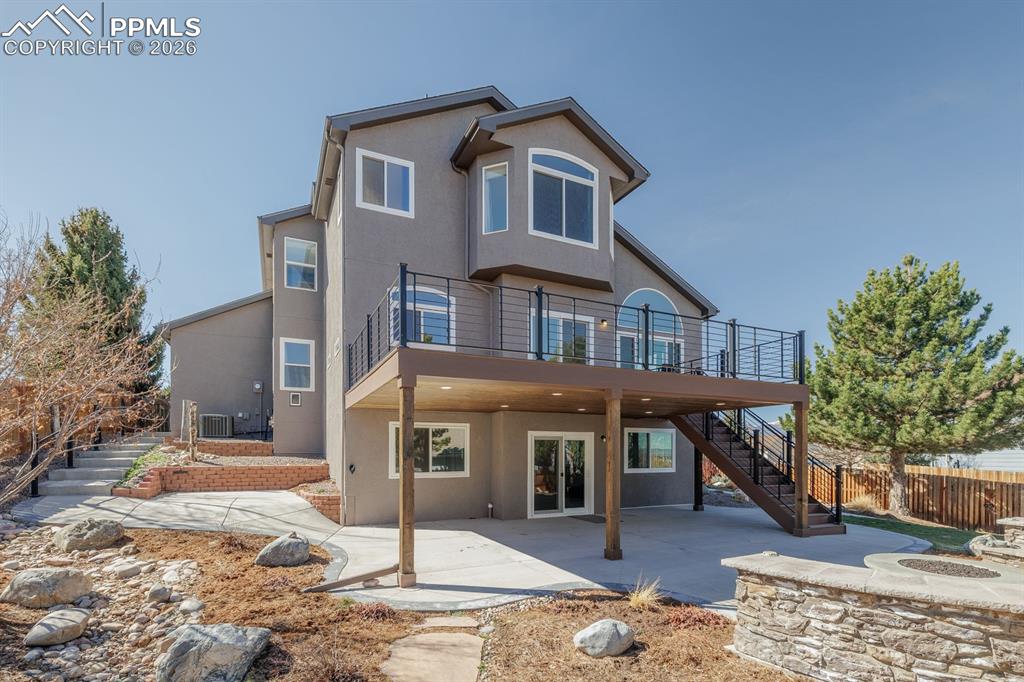 Image 44 of 49: Back of Structure