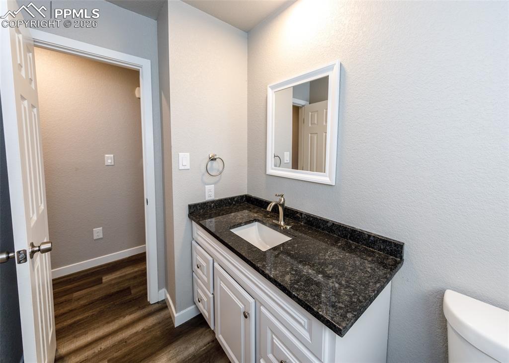 Image 29 of 45: Bathroom