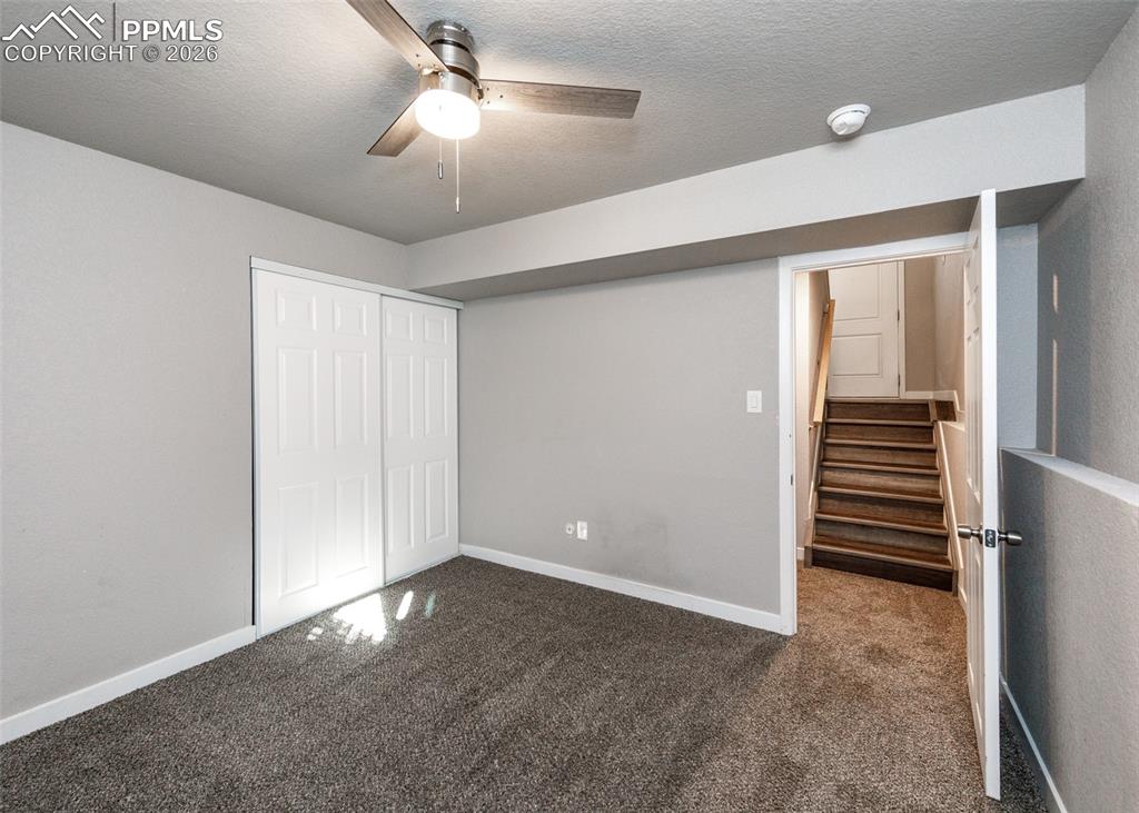 Image 38 of 45: Bedroom