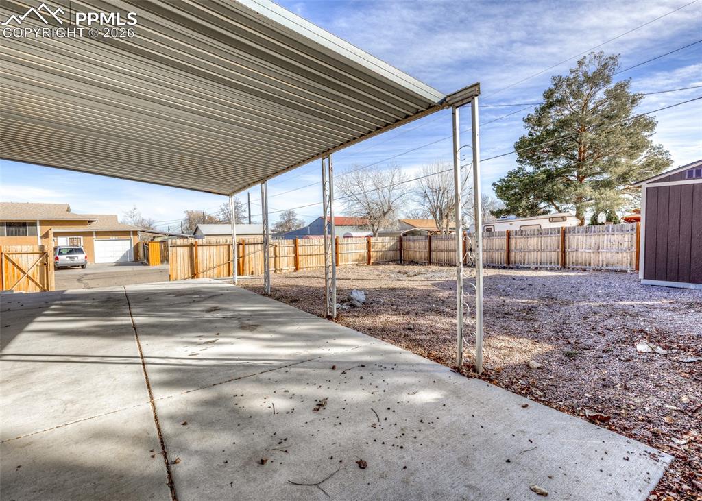 Image 4 of 45: Patio