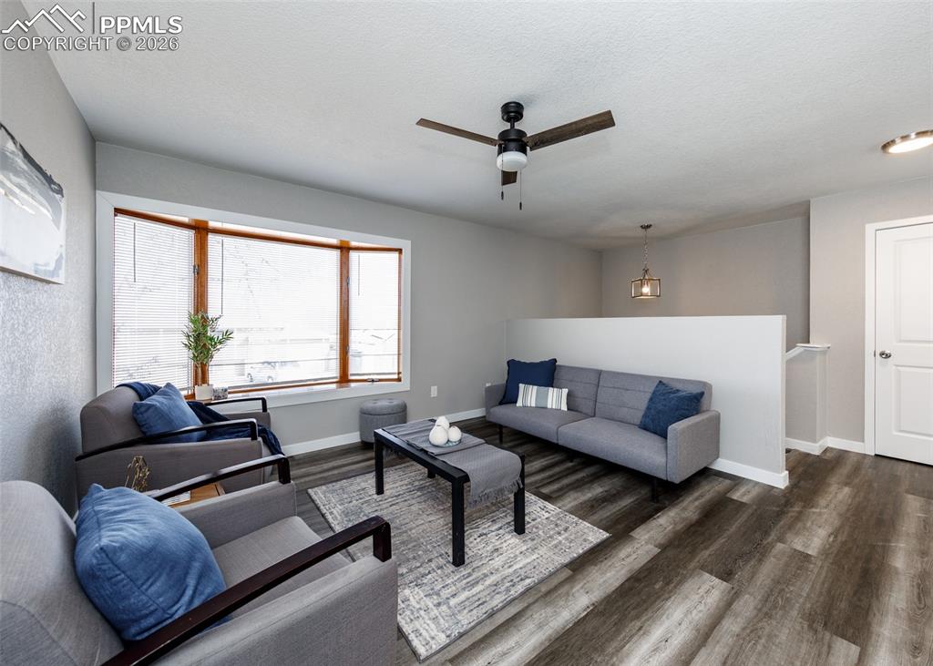 Image 8 of 45: Living Room