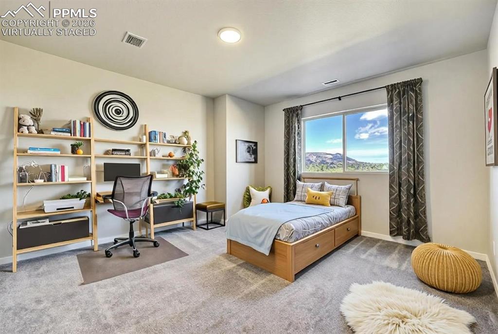 Image 32 of 50: Virtually Staged