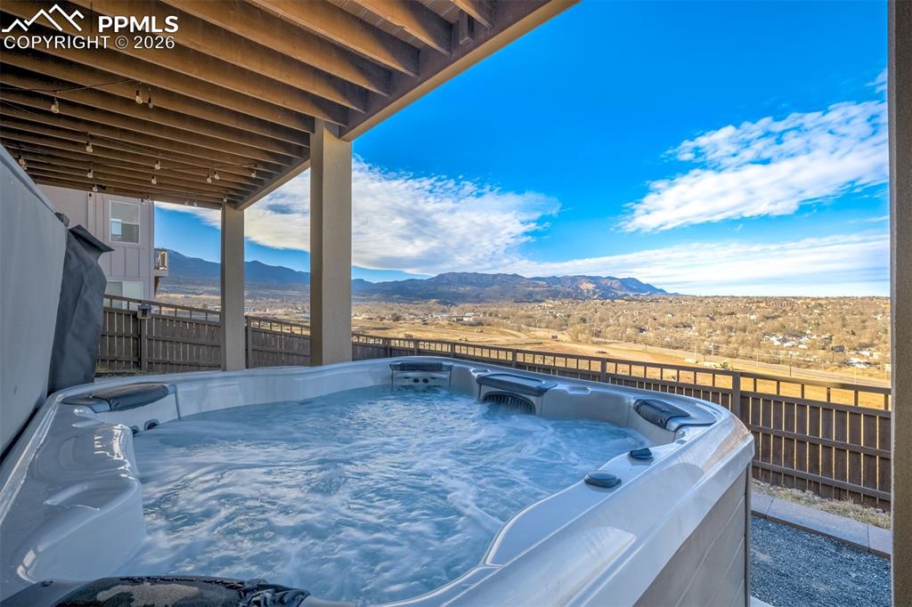 Image 43 of 50: Patio