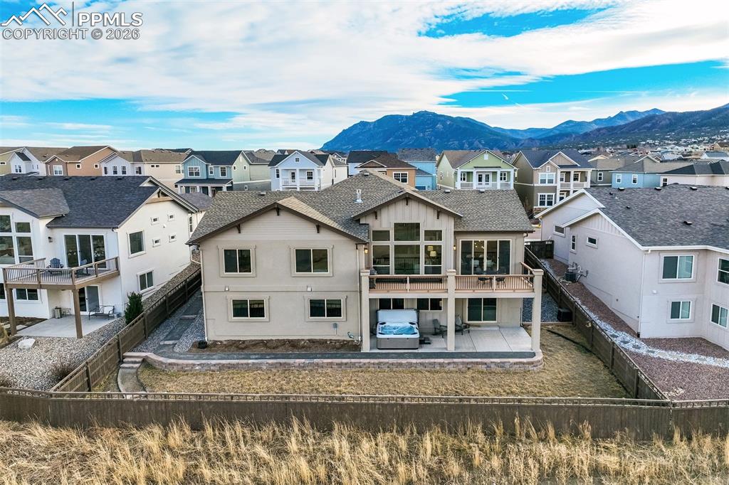 Image 47 of 50: Back of Structure