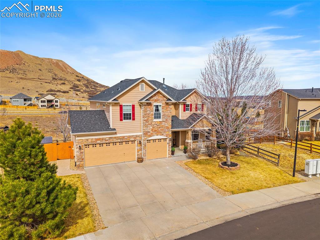 Image 39 of 44: Front of Structure