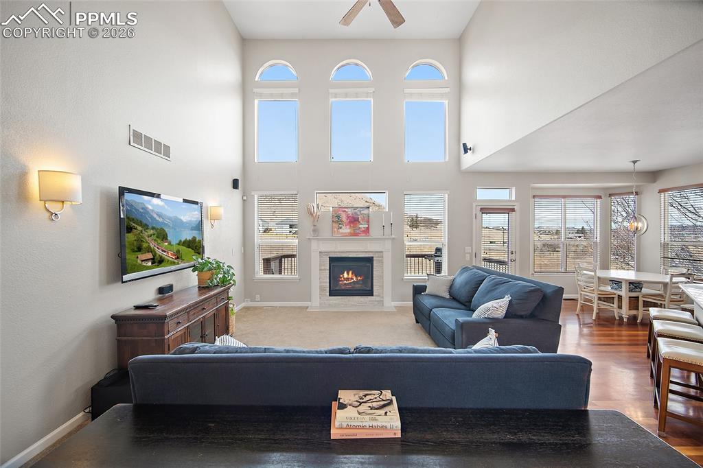 Image 4 of 44: Living Room