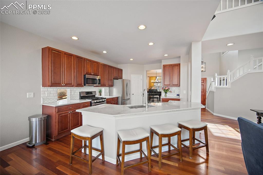 Image 9 of 44: Kitchen