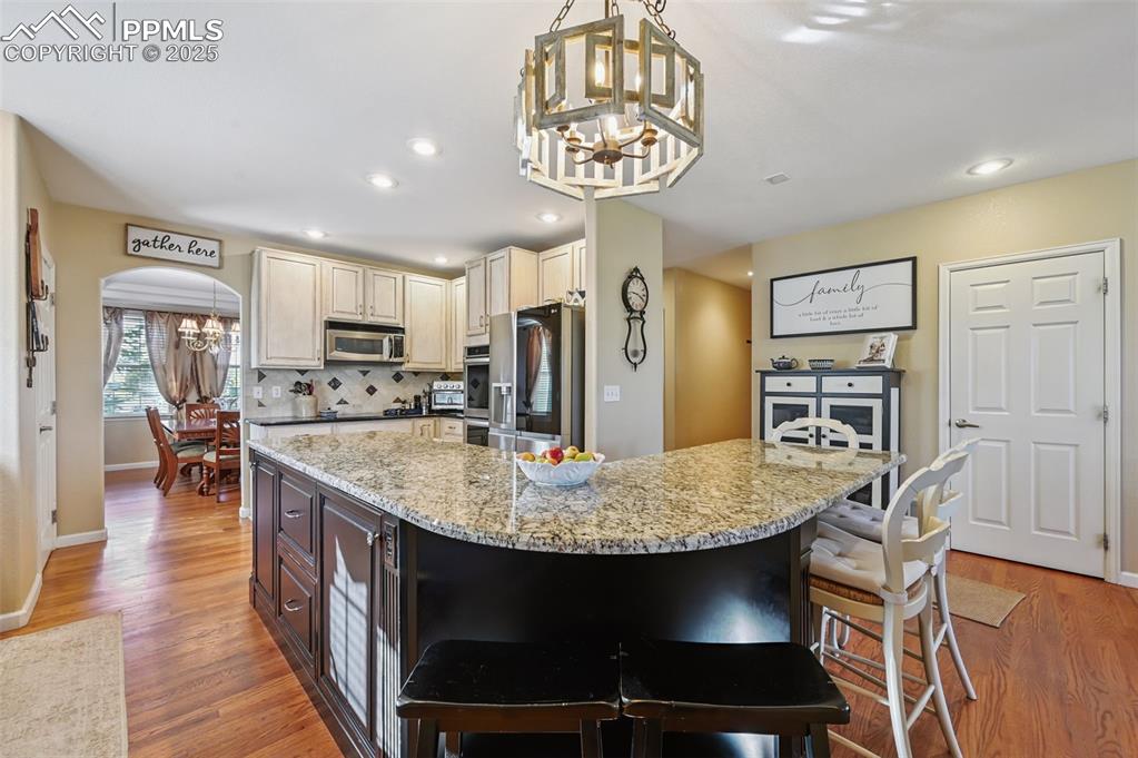 Image 10 of 48: Kitchen