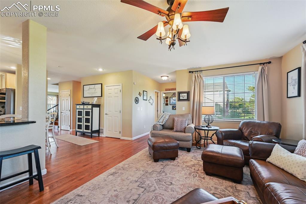 Image 15 of 48: Living Room