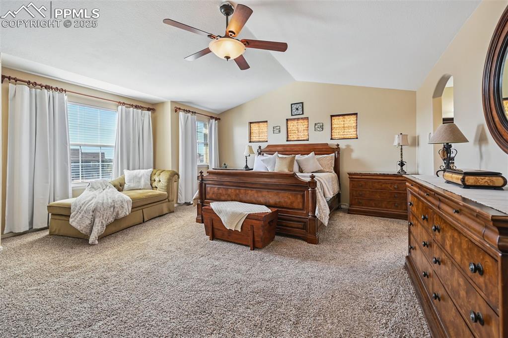 Image 27 of 48: Bedroom