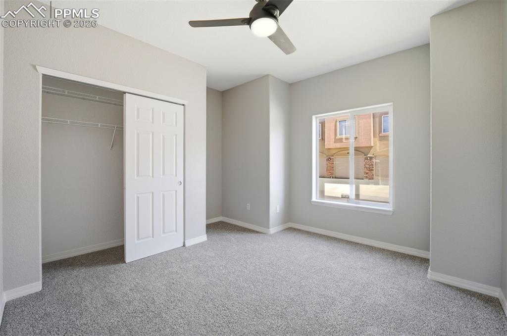 Image 17 of 34: Bedroom