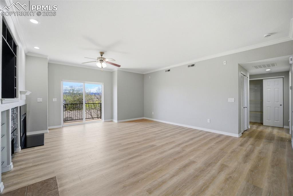 Image 6 of 34: Living Room