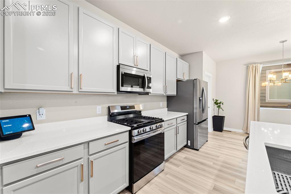 Image 10 of 36: Kitchen